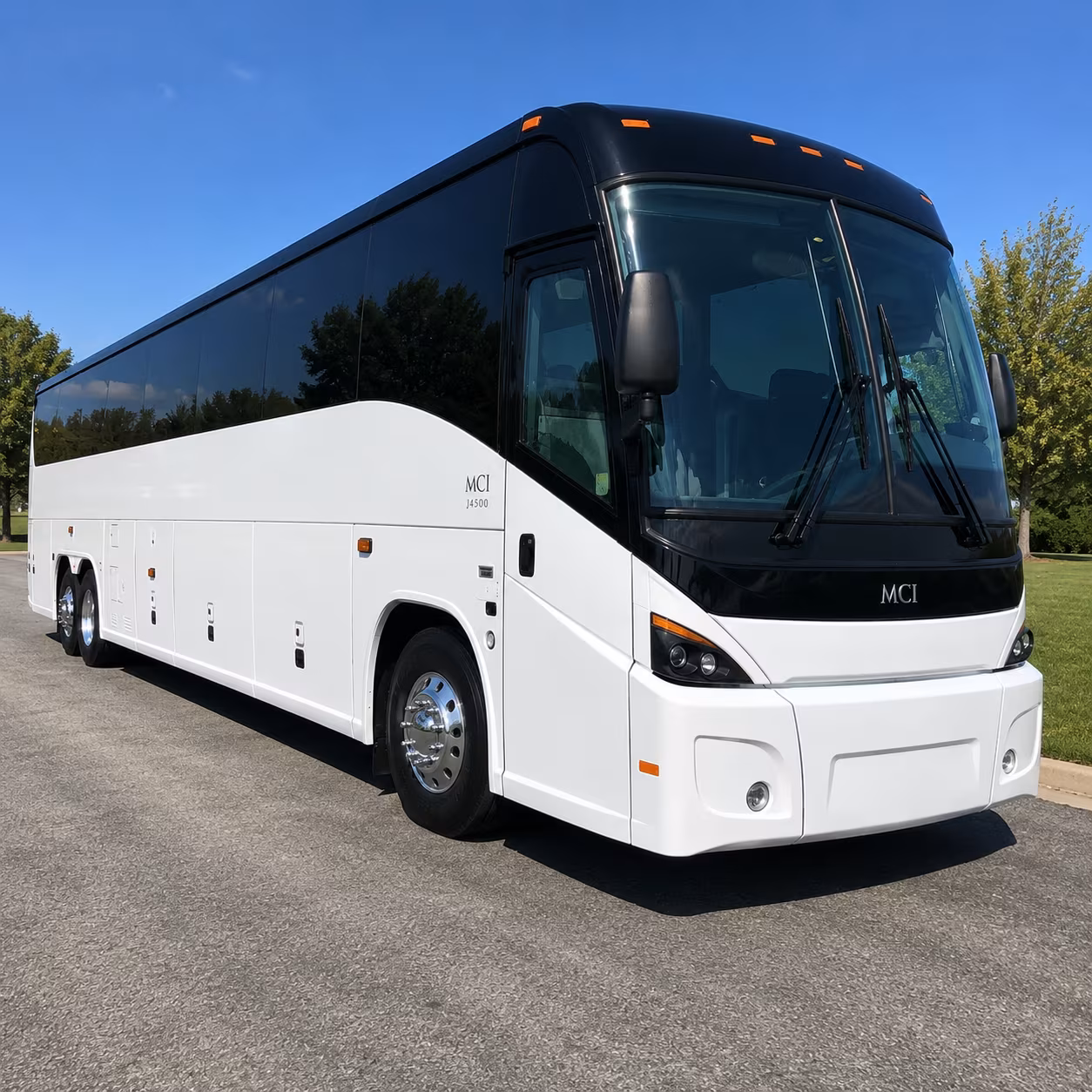 daily commuter shuttle service along i 35 between lakeville and minneapolis