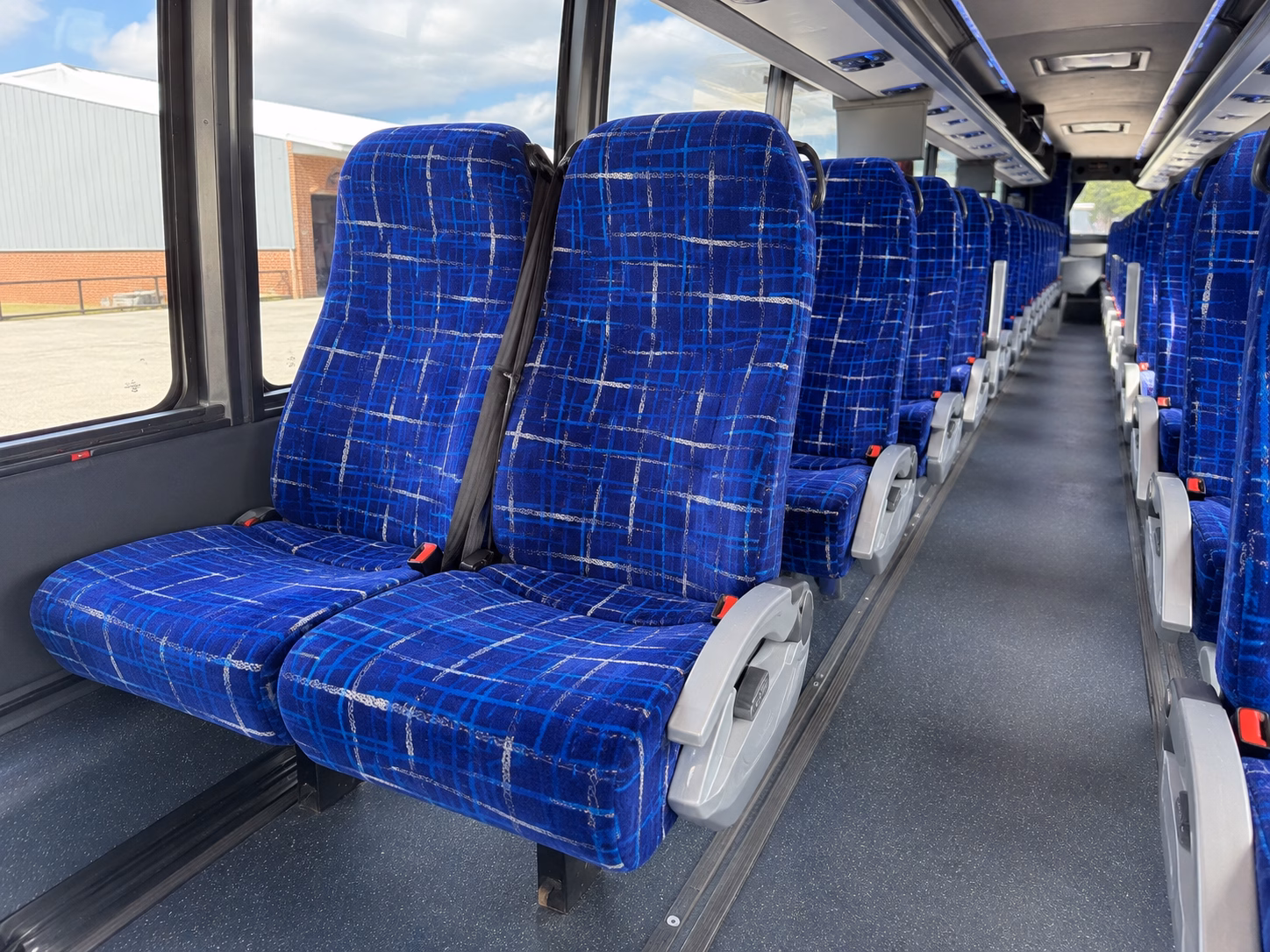 how the day of the week changes what a bus costs in lakeville minnesota