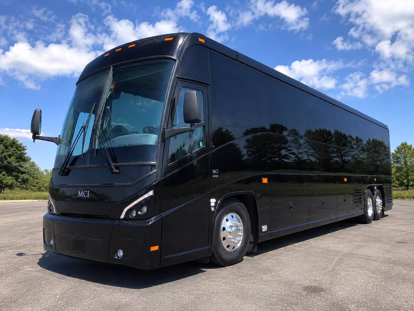 the drive from msp to your lakeville venue is easy when a bus handles it